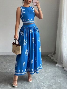 Boho Floral Print Sleeveless Crop Top Maxi Skirt Set